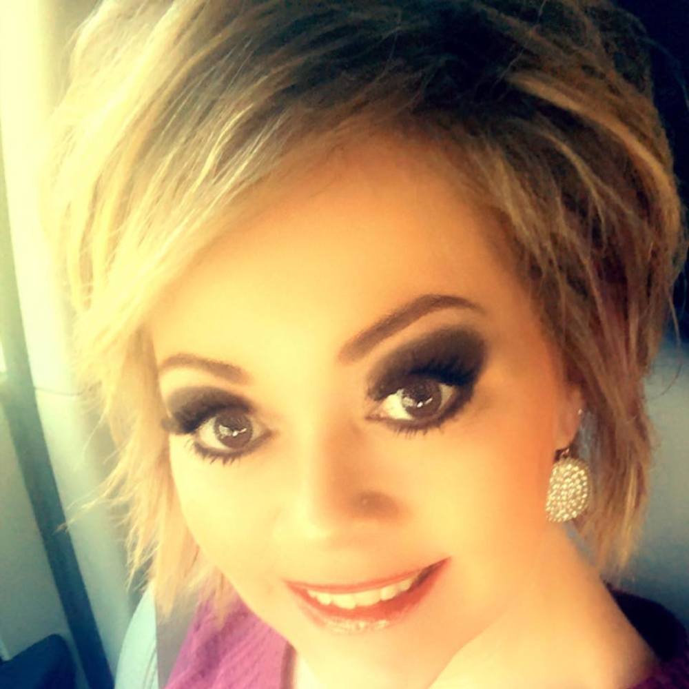 Meet your Posher, Laura